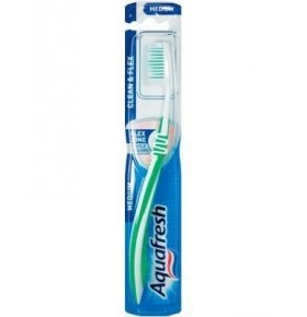 Зубная щетка Aquafresh Flex Standard (Medium) 1шт