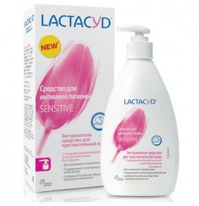 Ежедневное средство для интимной гигиены Lactacyd Sensitive Для чувствительной кожи 200 мл