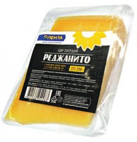 Сыр твердый Реджанито 33% Лента 250 гр