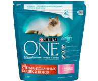 Корм сухой Sterilized для стерилизованных кошек и котов, с лососем и пшеницей Purina One 1,5 кг