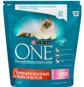 Корм сухой Sterilized для стерилизованных кошек и котов, с лососем и пшеницей Purina One 1,5 кг