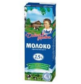 Молоко ультрапастеризованное 2,5% Домик в деревне 1450 гр