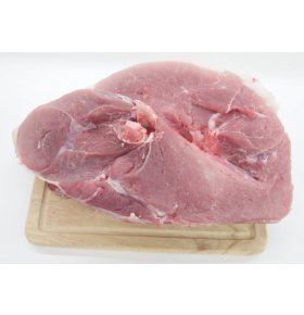 Свиной окорок без кости в в/у, 1 кг